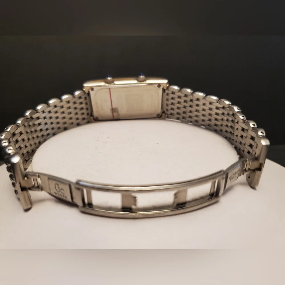 Guess Two Timer Wristwatch - Picture 12 of 14